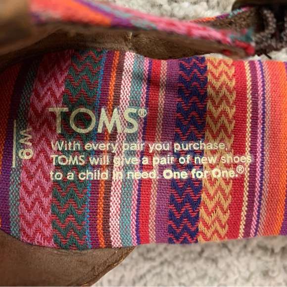 TOMS Colorful PLAYA Tribal STRIPED Brown LEATHER Bohemian T-STRAP SANDALS 9 - Picture 8 of 8